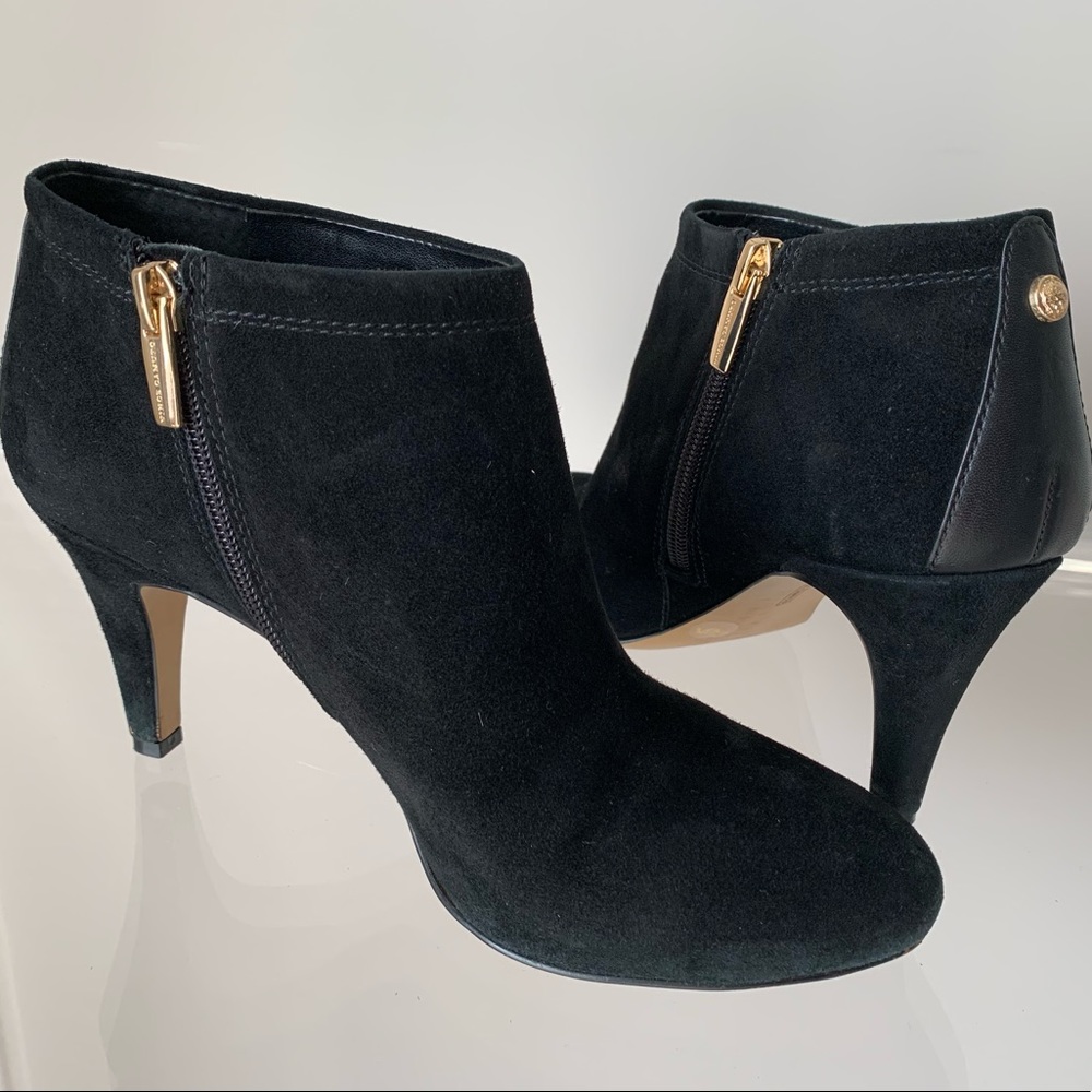 Vince Camuto Vessa Ankle Bootie Black Suede zip up
